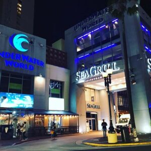 グアムのグルメ情報―水族館を持つレストラン「シーグリル」