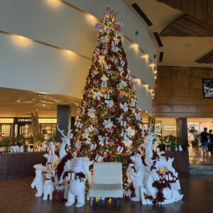真夏のクリスマス グアムのホテルのクリスマスツリー PART. 2